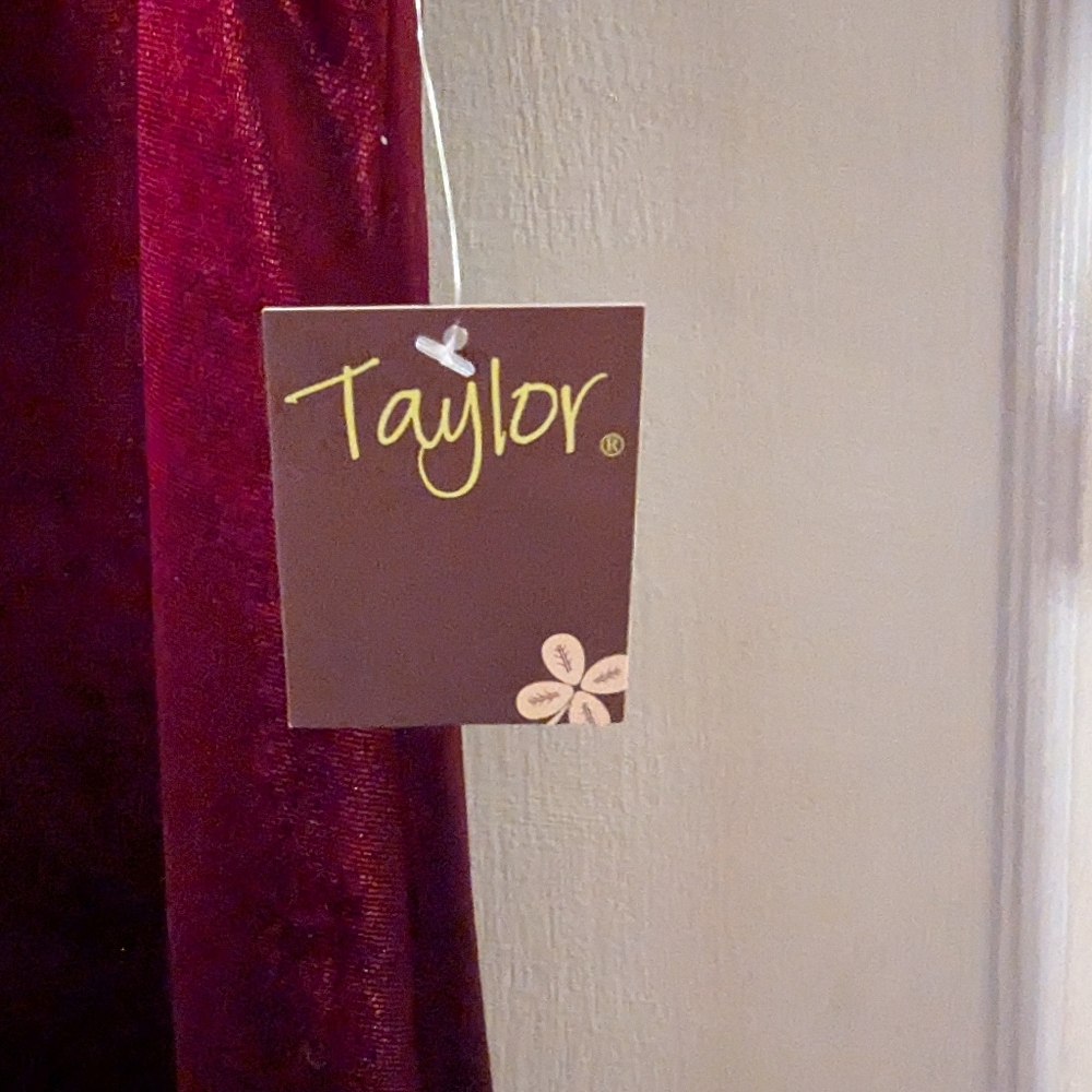 Taylor doleman sleeve stretch velvet dress 20W - Picture 11 of 12